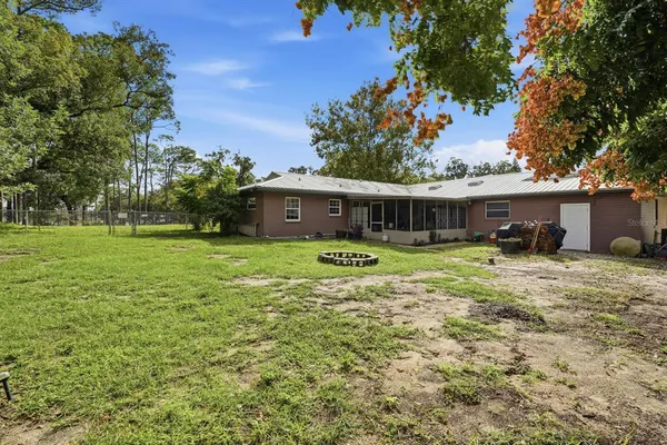 $389,000 | 930 North Amelia Avenue, DeLand, FL 32724