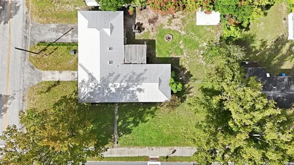 $389,000 | 930 North Amelia Avenue, DeLand, FL 32724