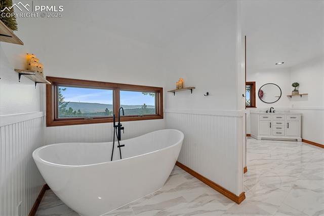 8045 Eagle Road Larkspur, CO 80118 - Photo 20 of 50 Gallery Image 20