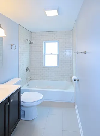 $419,000 | 7535 West 58th Place, Summit, IL 60501