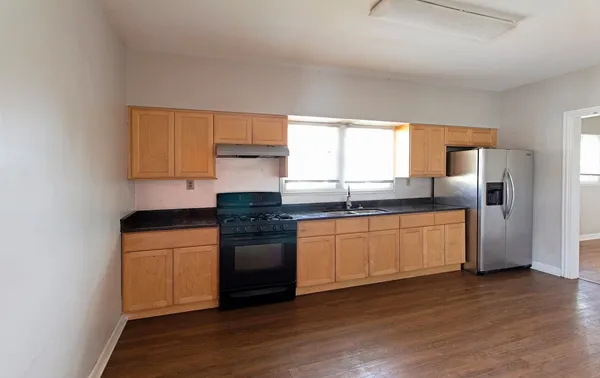 $419,000 | 7535 West 58th Place, Summit, IL 60501