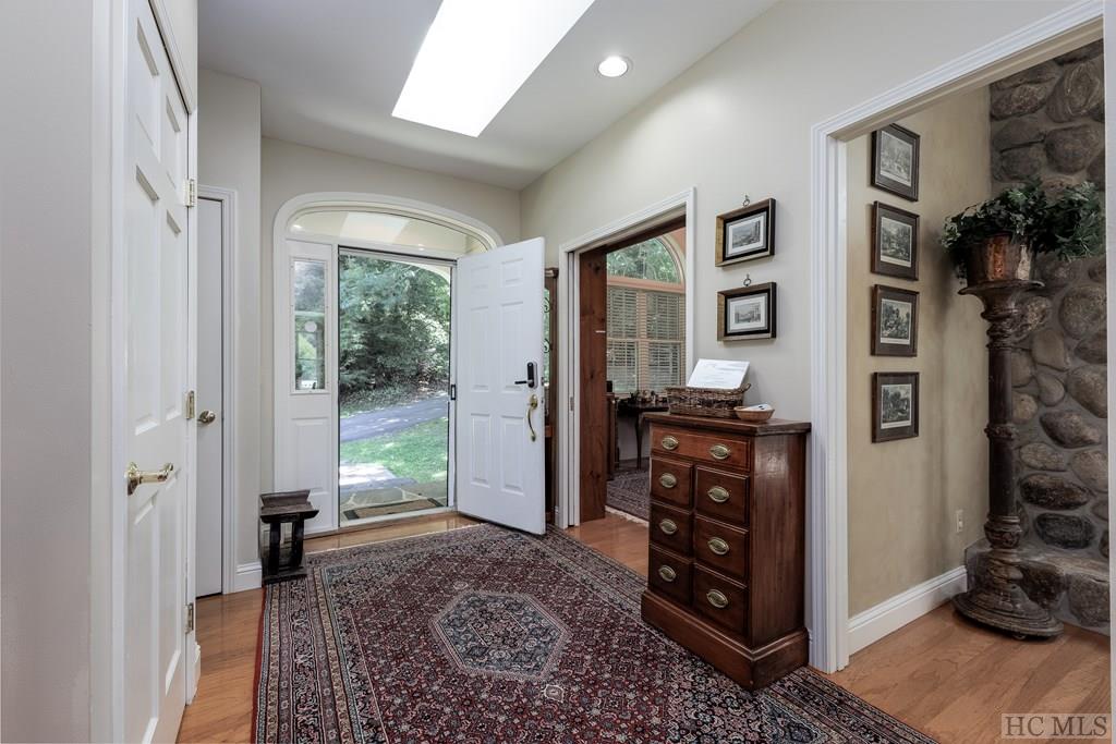 383 Deer Run Road Highlands, NC 28741 - Photo 10 of 30 Gallery Image 10