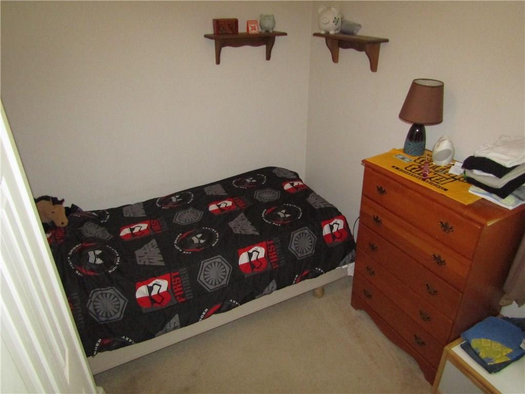 405 Ruxton Street Pittsburgh, PA 15211 - Photo 7 of 11 2nd bedroom