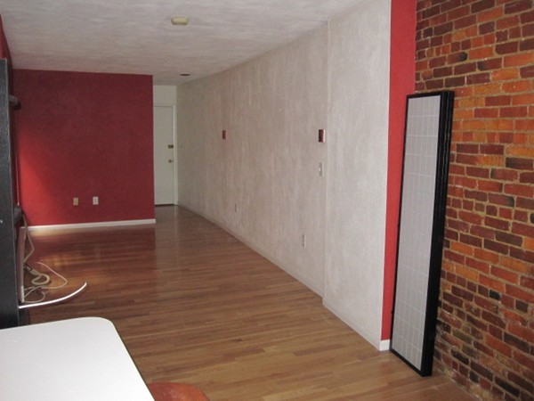 8 Battery Street, Unit 3 Boston, MA 02109 - Photo 3 of 6