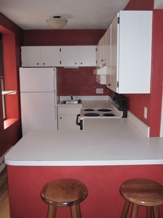 8 Battery Street, Unit 3 Boston, MA 02109 - Photo 4 of 6