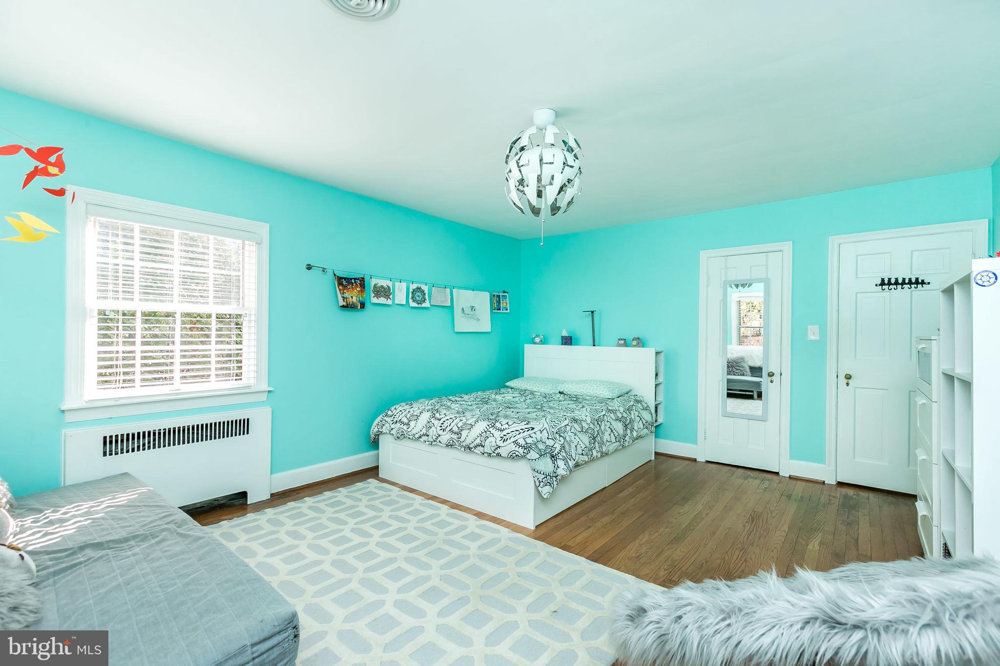 5402 Springlake Way Baltimore, MD 21212 - Photo 13 of 39