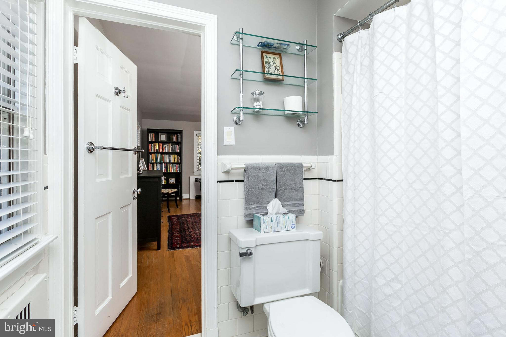 5402 Springlake Way Baltimore, MD 21212 - Photo 22 of 39