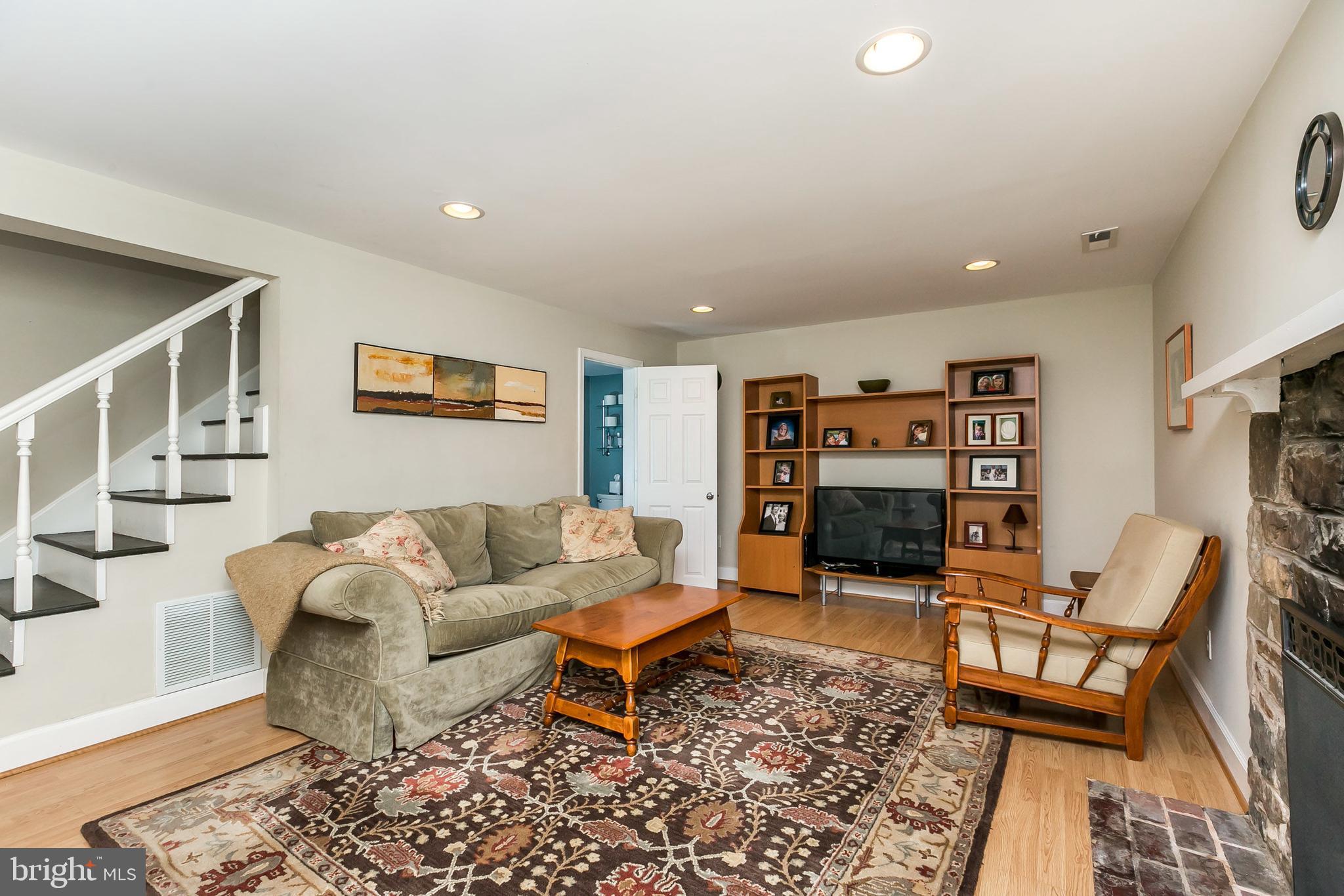 5402 Springlake Way Baltimore, MD 21212 - Photo 26 of 39