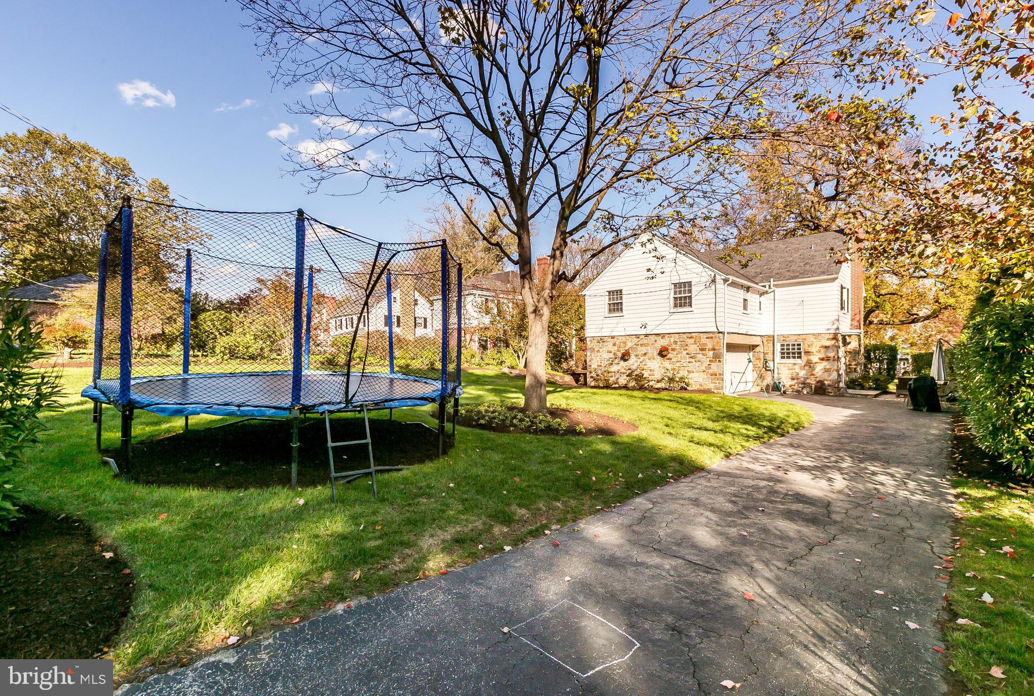 5402 Springlake Way Baltimore, MD 21212 - Photo 34 of 39