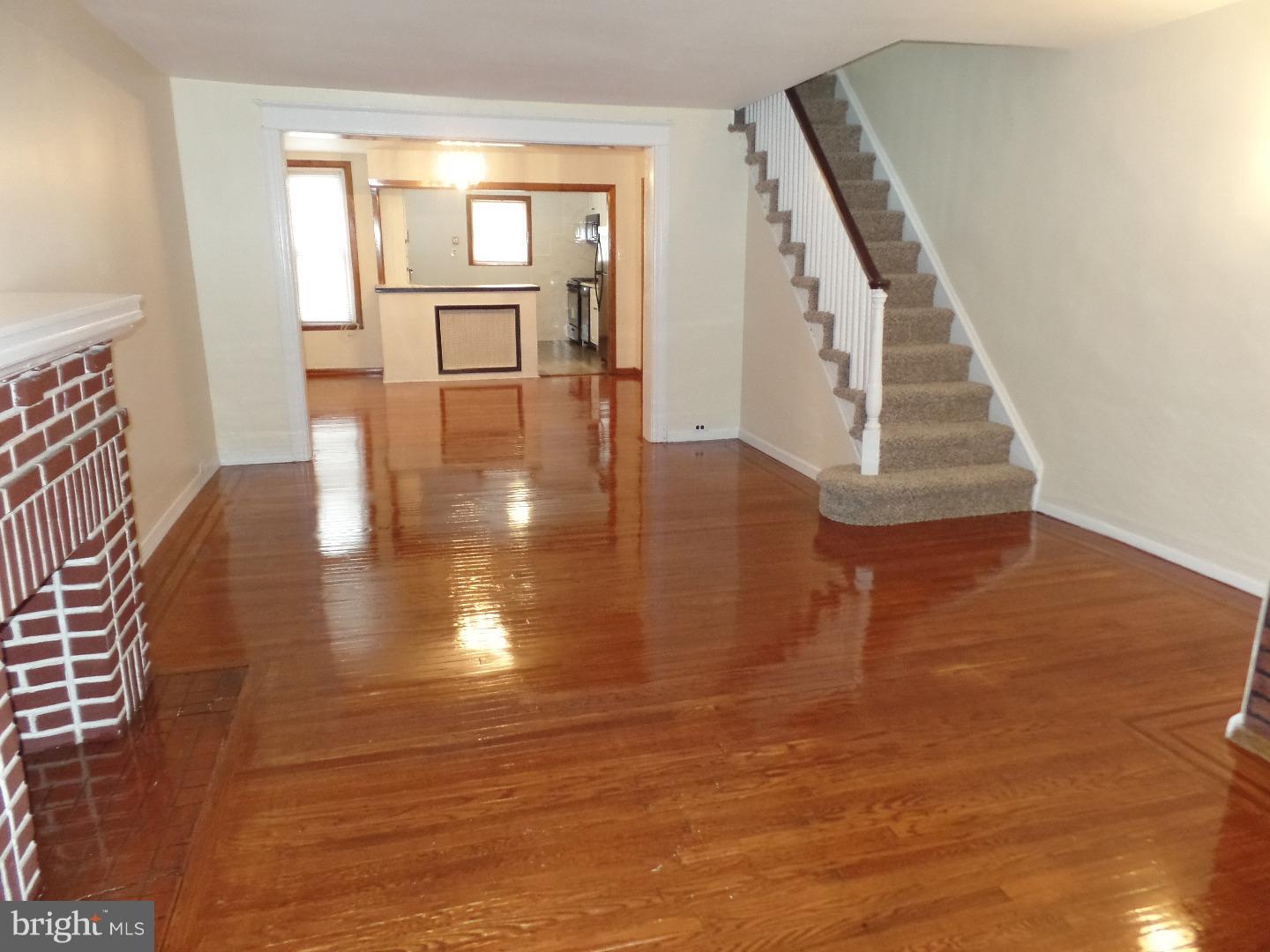 5656 Miriam Road Philadelphia, PA 19124 - Photo 1 of 23 Living Room