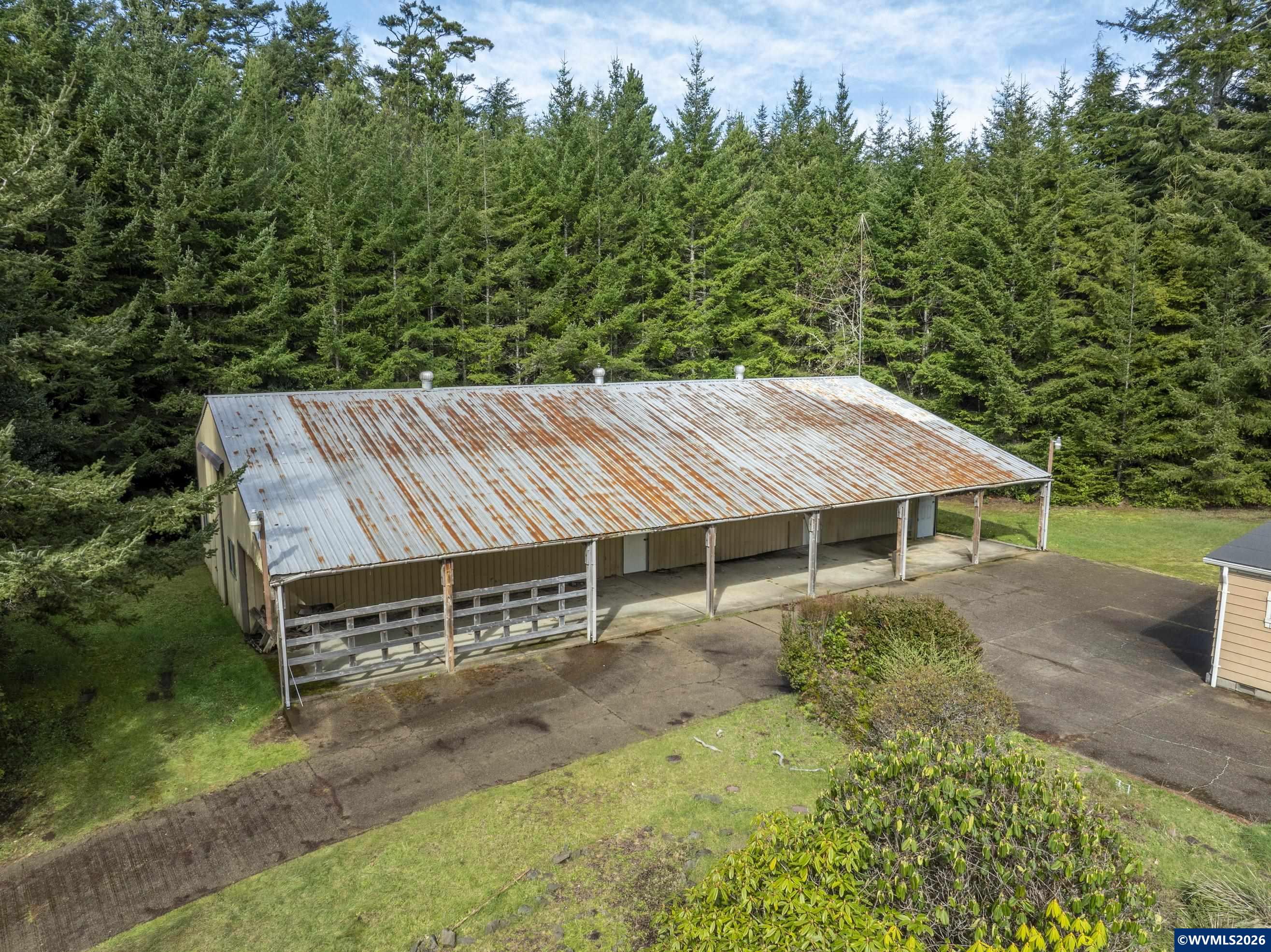 533 North Bayview Road Waldport, OR 97394 - Photo 6 of 49