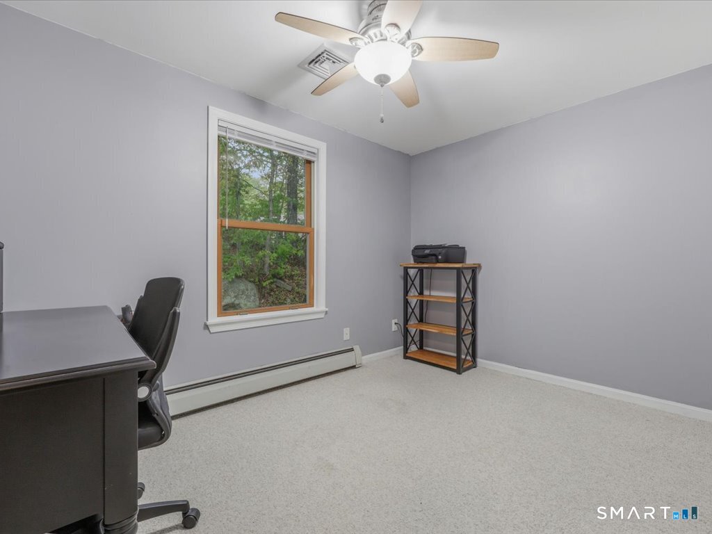 161 Deerfield Ridge Drive Groton, CT 06355 - Photo 21 of 37