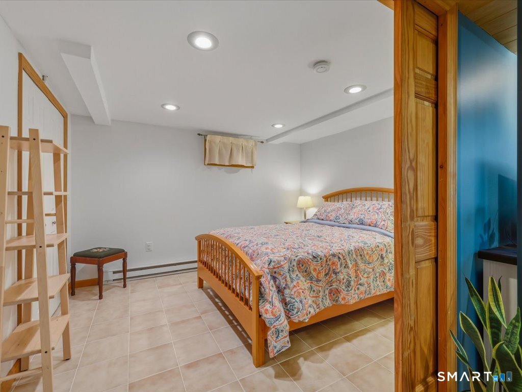 161 Deerfield Ridge Drive Groton, CT 06355 - Photo 33 of 37