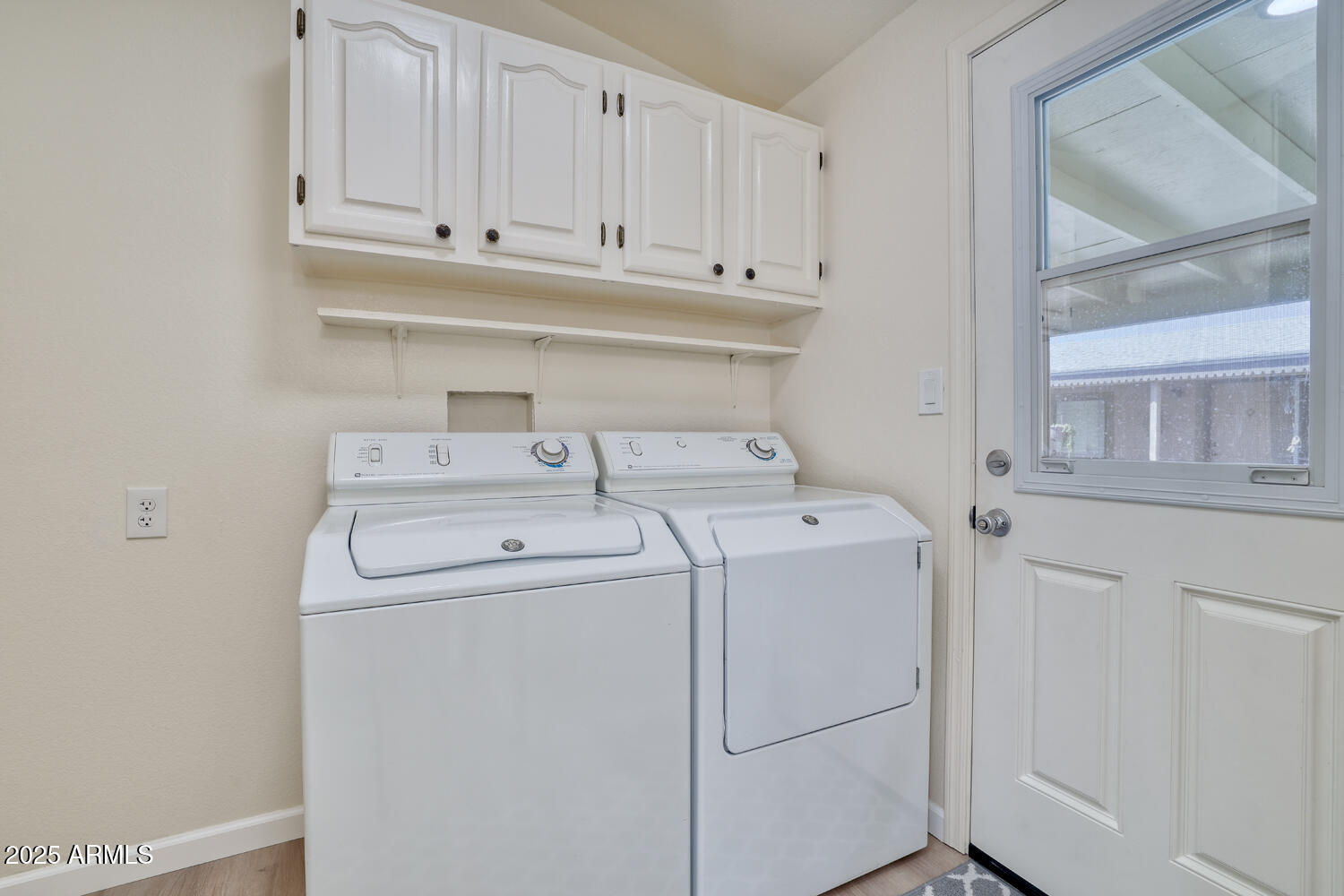 3901 East Pinnacle Peak Road, Unit 339 Phoenix, AZ 85050 - Photo 20 of 21 Laundry