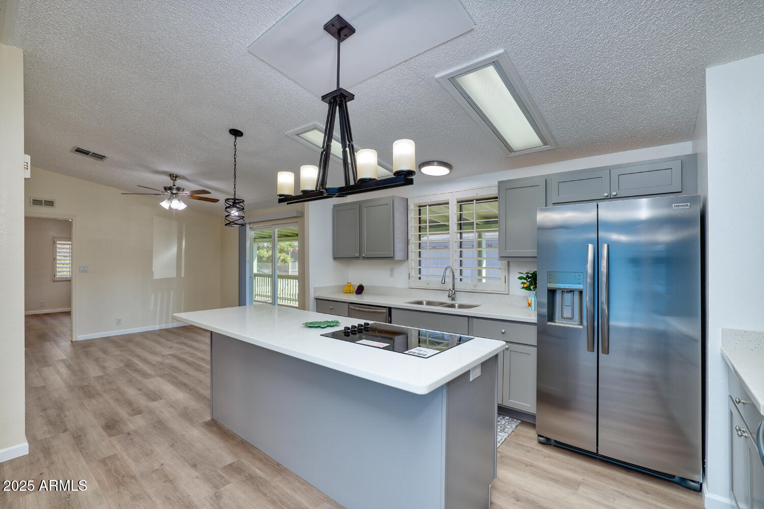 3901 East Pinnacle Peak Road, Unit 339 Phoenix, AZ 85050 - Photo 7 of 21 Kitchen
