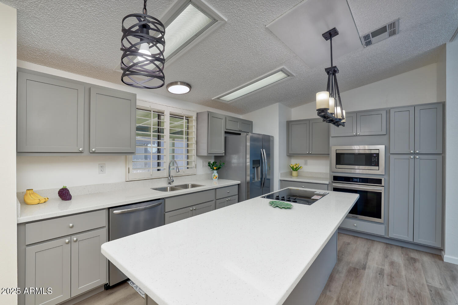 3901 East Pinnacle Peak Road, Unit 339 Phoenix, AZ 85050 - Photo 8 of 21 Kitchen