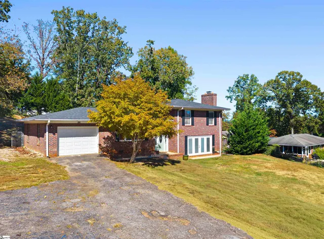 $289,000 | 207 Judy Drive, Pickens, SC 29671