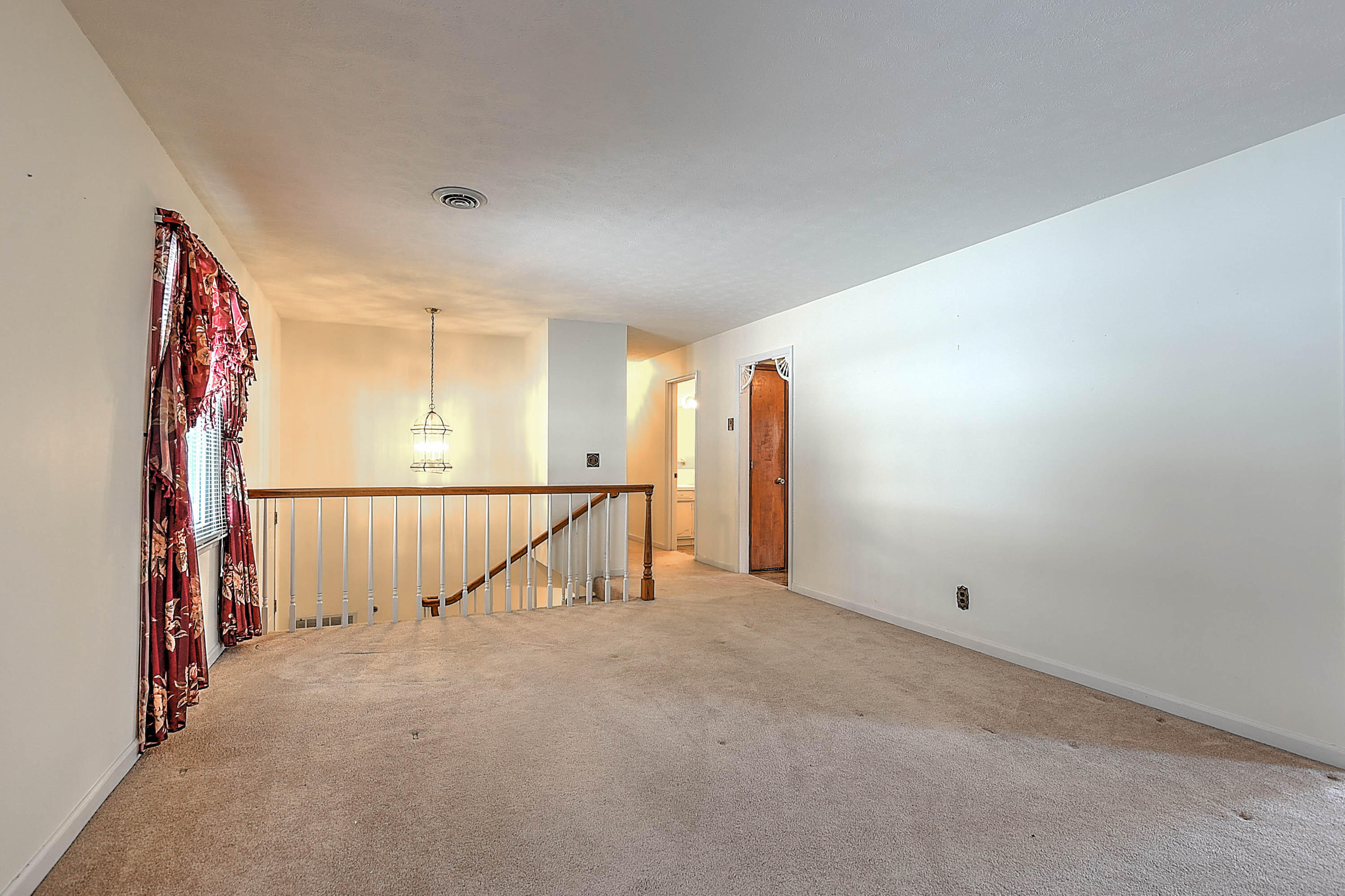 701 Foothills Road Kingsport, TN 37663 - Photo 4 of 36 Foothills-6