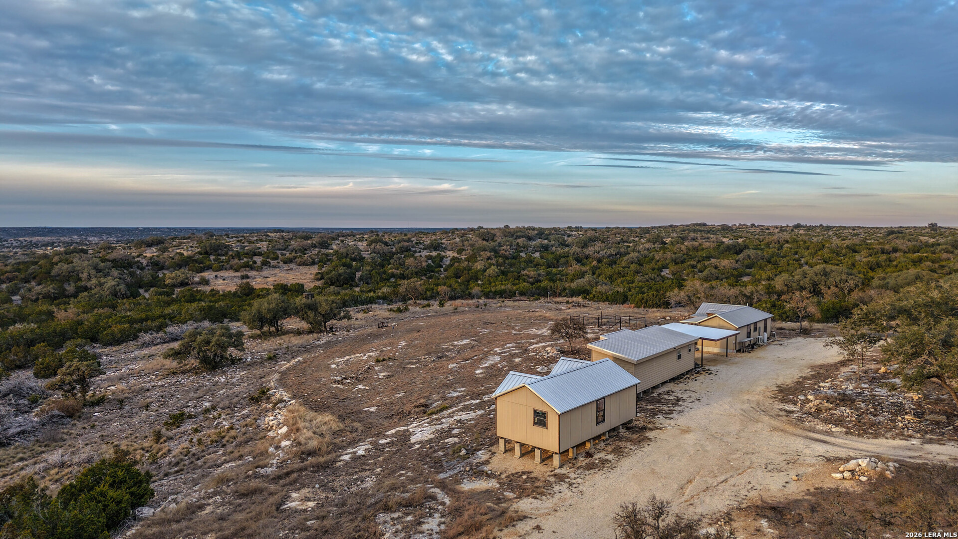 15019 County Road 310 Rocksprings, TX 78880 - Photo 17 of 90