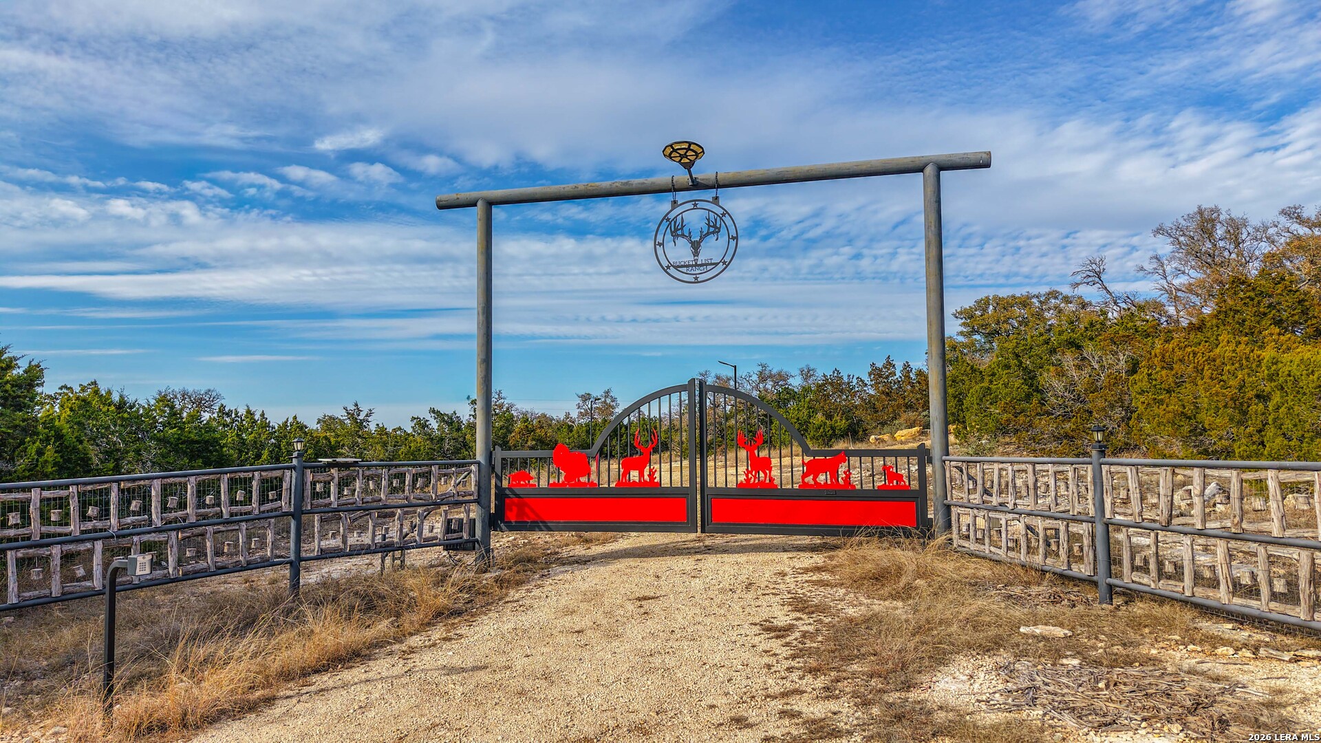 15019 County Road 310 Rocksprings, TX 78880 - Photo 3 of 90
