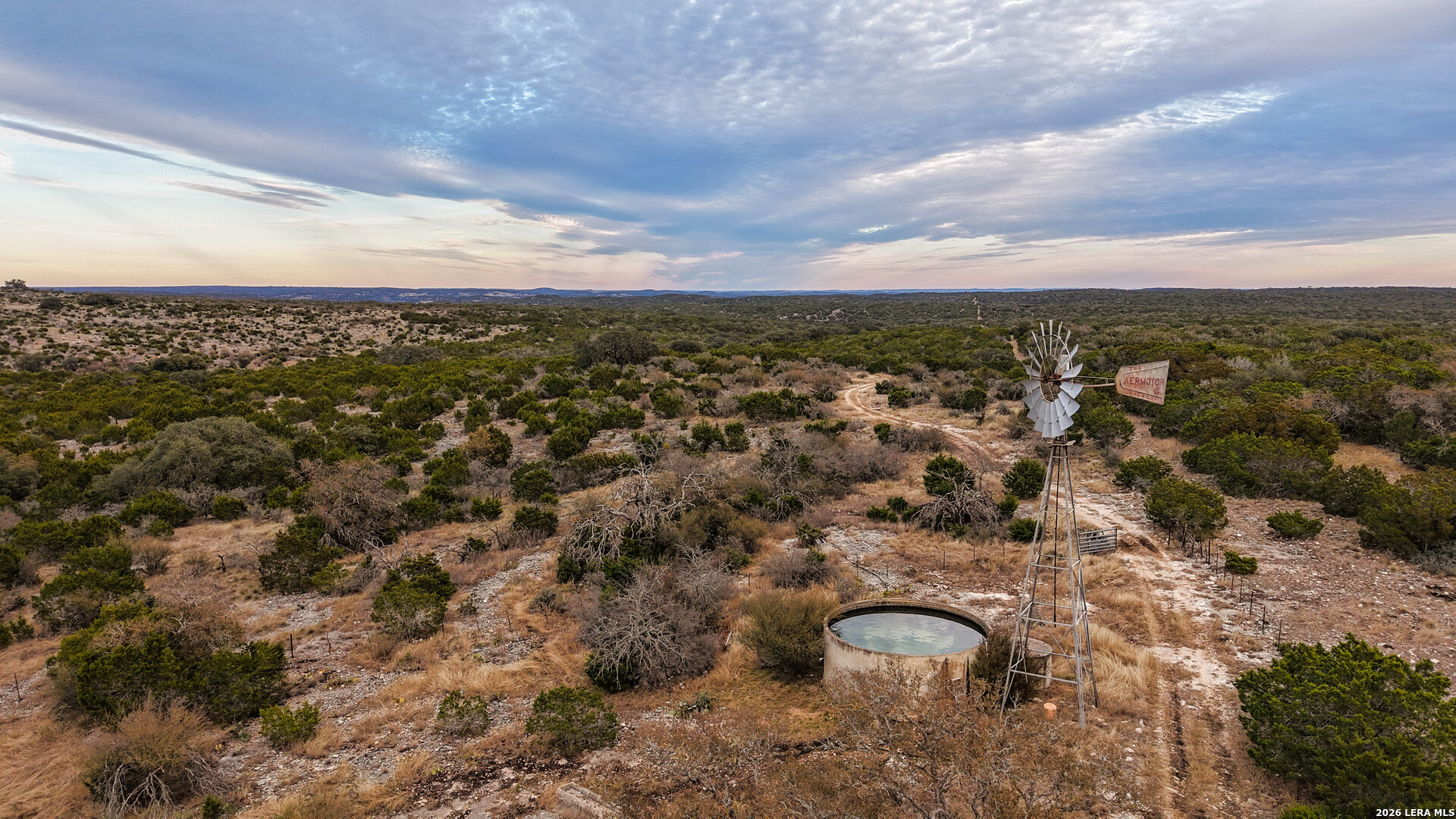 15019 County Road 310 Rocksprings, TX 78880 - Photo 9 of 90