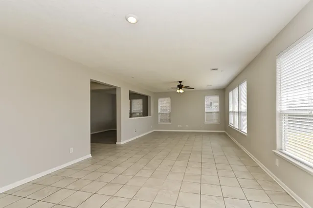 $2,070 | 5139 Castle Discordia Street, Katy, TX 77493