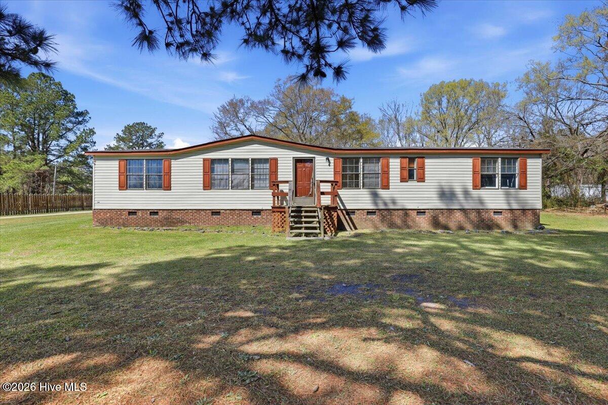 452 Pitt County Line Road Grifton, NC 28530 - Photo 3 of 41 Main Home