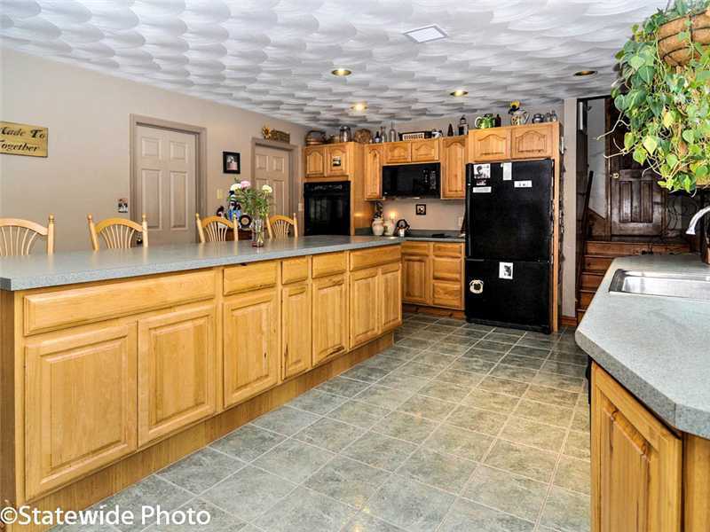 316 William Henry Road Scituate, RI 02857 - Photo 8 of 25 Kitchen.