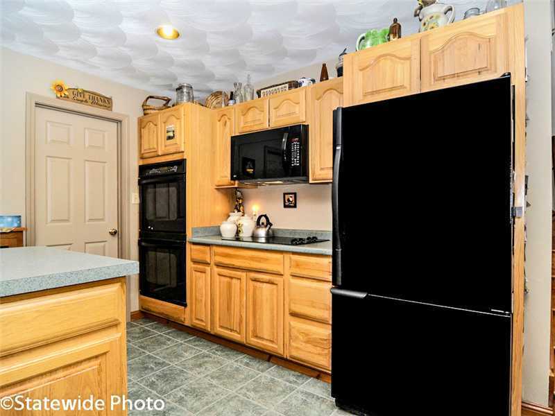 316 William Henry Road Scituate, RI 02857 - Photo 10 of 25 Kitchen.