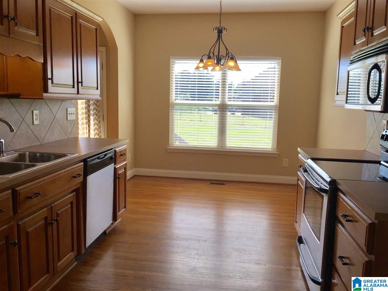 1811 Parc Ridge Circle Warrior, AL 35180 - Photo 15 of 36