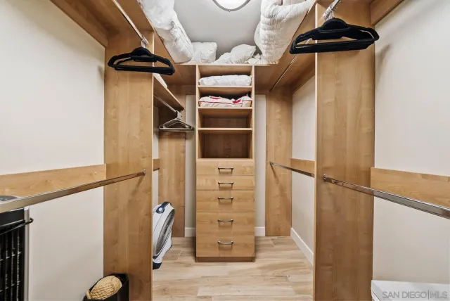 a view of walk in closet