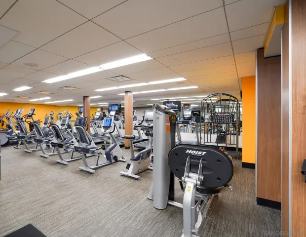 a view of a tennis court