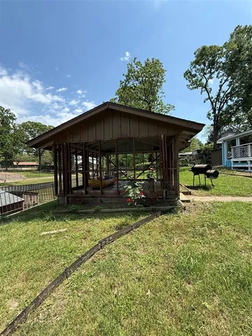 $419,900 | 132 Shady Shores Drive, Mabank, TX 75156