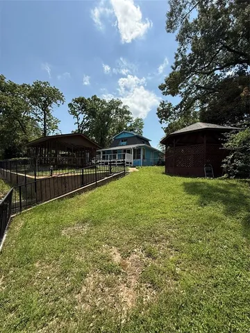 $419,900 | 132 Shady Shores Drive, Mabank, TX 75156