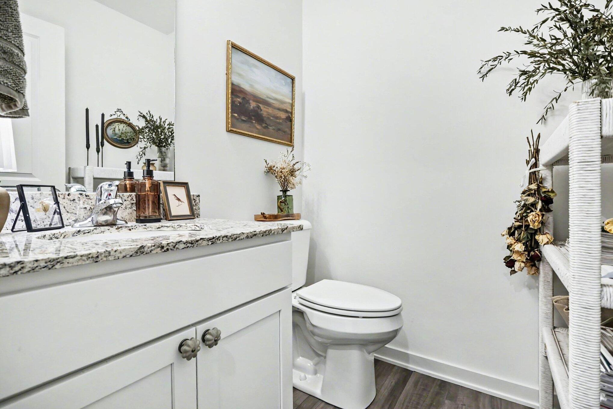 596 Waters Way Watervliet, MI 49098 - Photo 15 of 32 Powder Rm