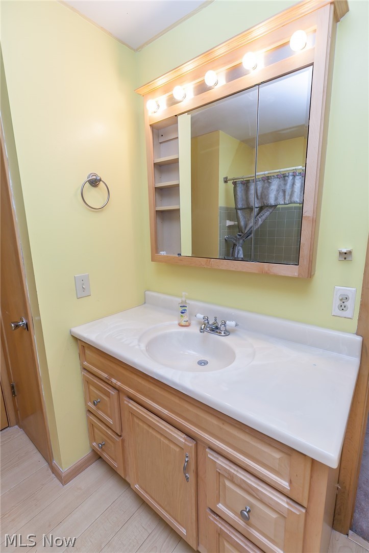 21116 Mastick Road Cleveland, OH 44126 - Photo 22 of 27
