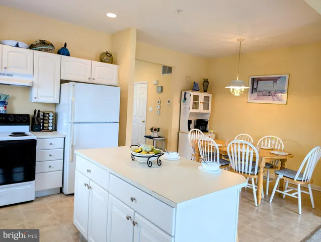 $2,300 | 38337 Amaganst Lane, Ocean View, DE 19970