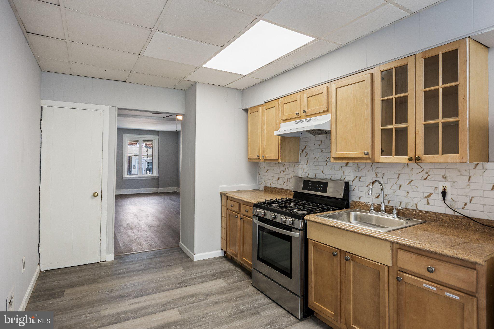 59 North Keystone Avenue Upper Darby, PA 19082 - Photo 11 of 27 Charming kitchen with modern finishes.