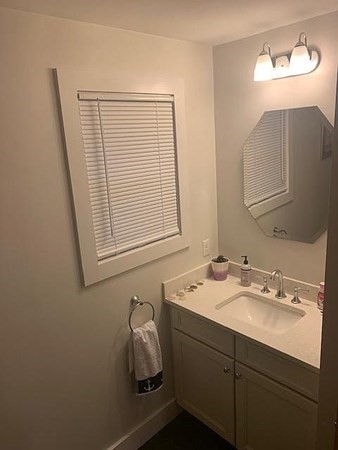 51 Glen Road, Unit 3 Swampscott, MA 01907 - Photo 18 of 22 Gallery Image 18