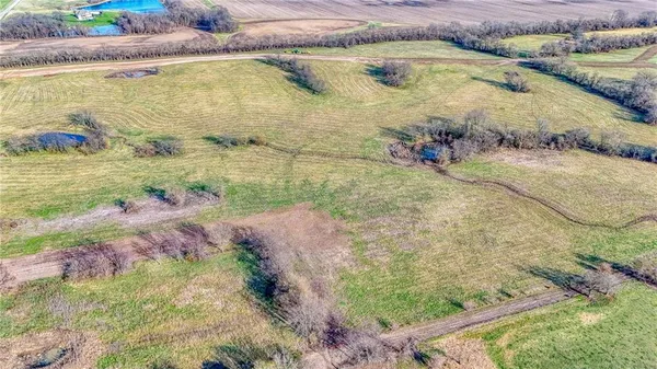 $137,700 | 3 Eagle Ridge, Warrensburg, MO 64093
