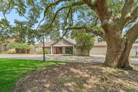 $1,195,000 | 14 Stone's Throw Drive, Baton Rouge, LA 70809