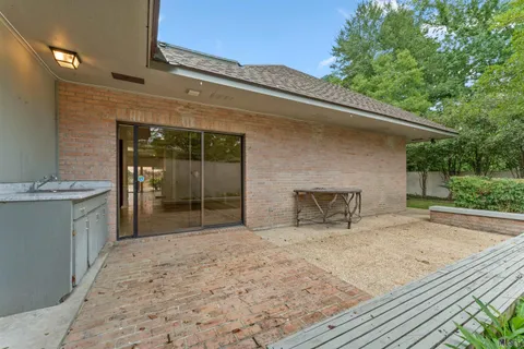 $1,195,000 | 14 Stone's Throw Drive, Baton Rouge, LA 70809