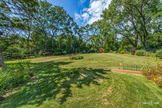 $469,900 | 1002 Bruce Drive, Elgin, IL 60120