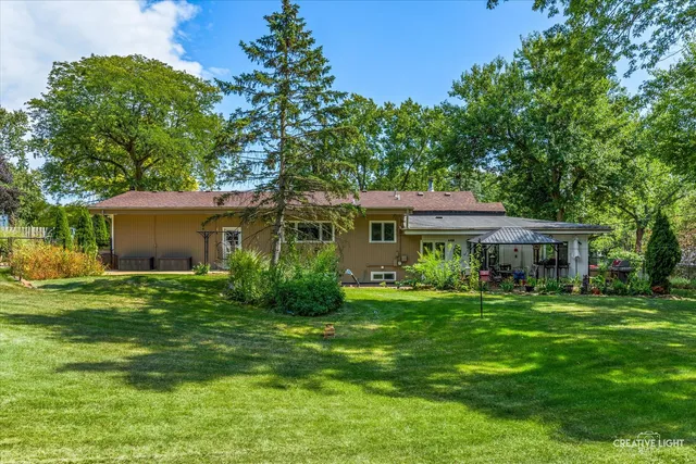 $469,900 | 1002 Bruce Drive, Elgin, IL 60120