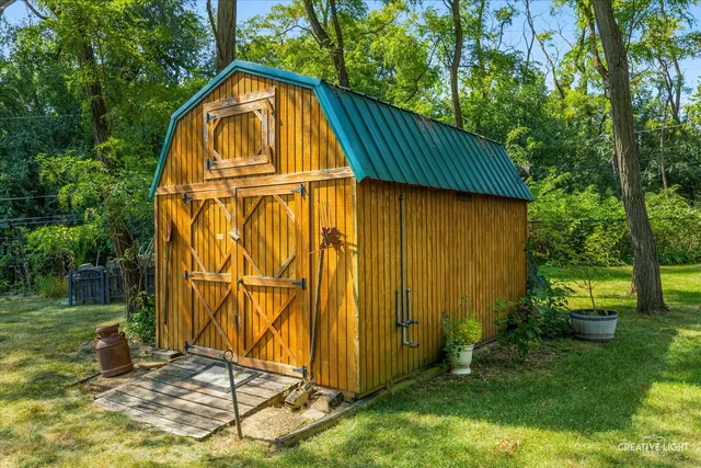 $469,900 | 1002 Bruce Drive, Elgin, IL 60120