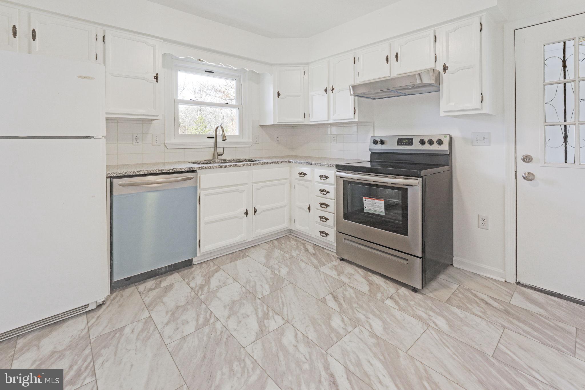 213 Valley Memory Lane Front Royal, VA 22630 - Photo 6 of 29