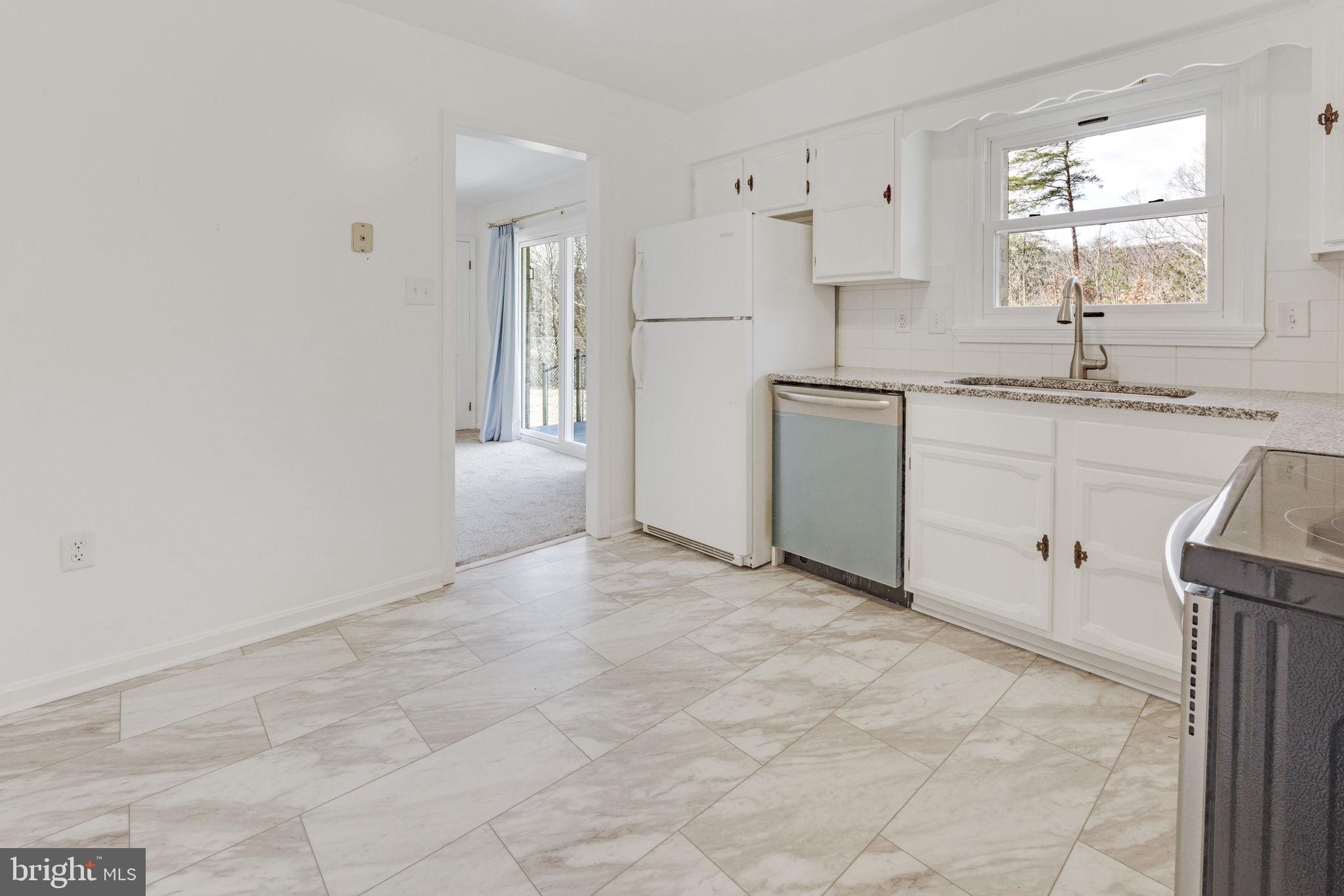 213 Valley Memory Lane Front Royal, VA 22630 - Photo 7 of 29