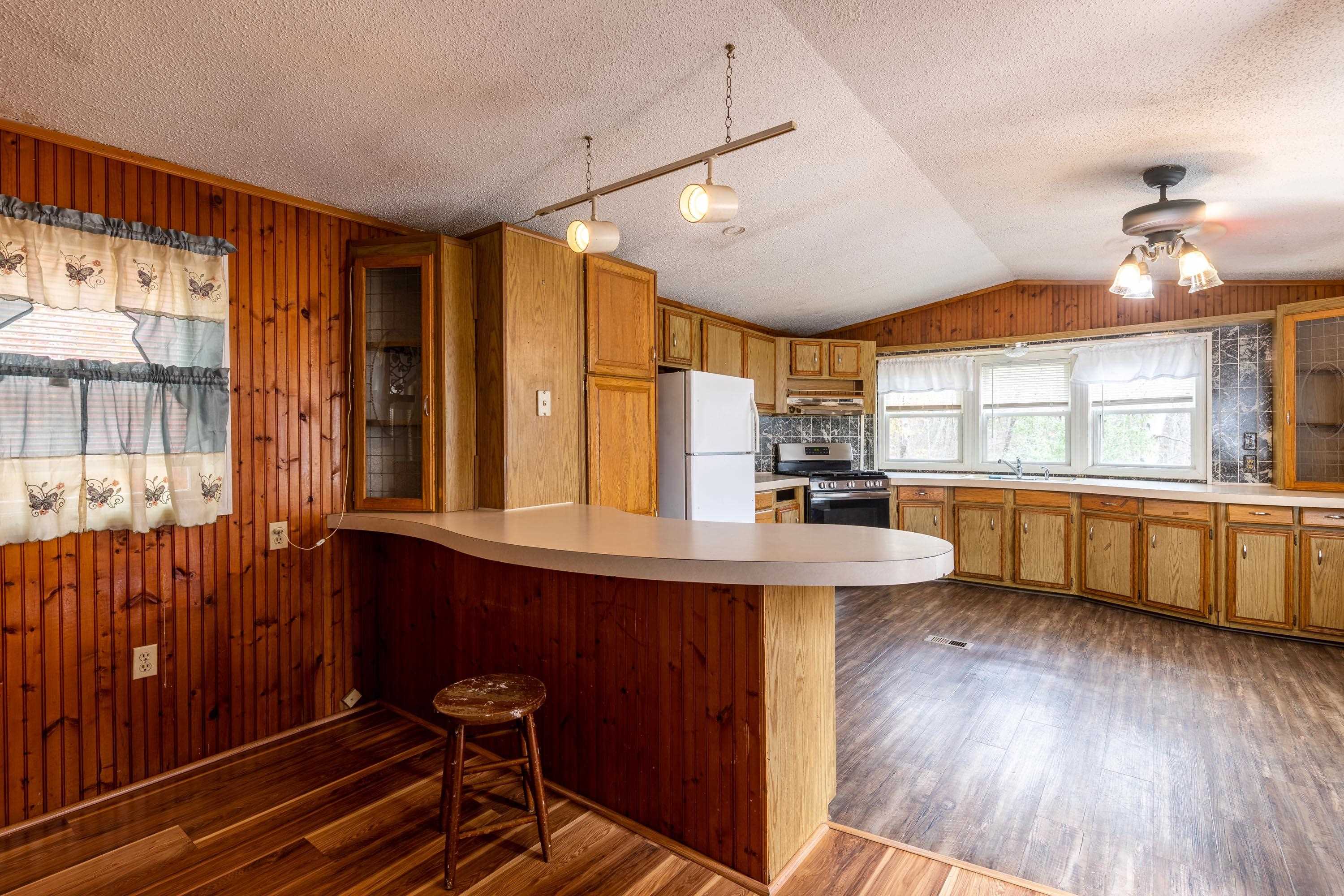 34 Cleo Circle Rochester, NH 03868 - Photo 11 of 19