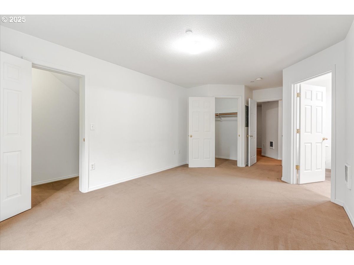30424 Southwest Ruth Street, Unit 84 Wilsonville, OR 97070 - Photo 21 of 48 a view of empty room