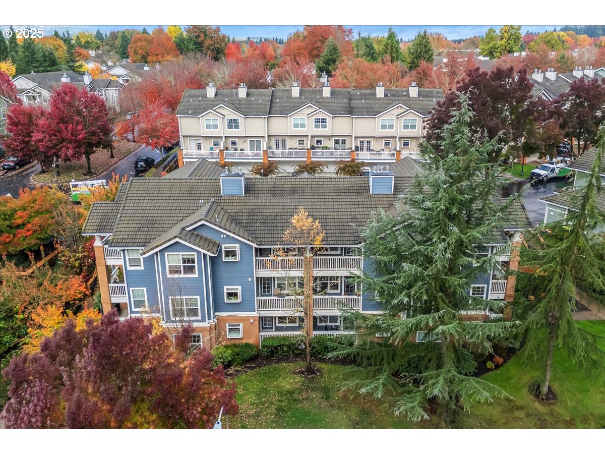 30424 Southwest Ruth Street, Unit 84 Wilsonville, OR 97070 - Photo 43 of 48 an aerial view of a house